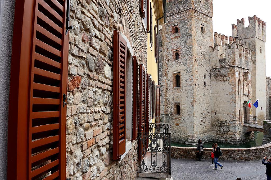 Aurora Sirmione Appartamenti מראה חיצוני תמונה