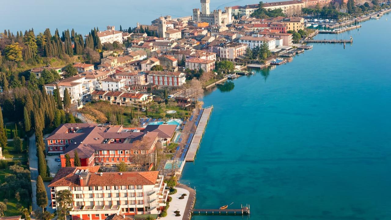 Aurora Sirmione Appartamenti מראה חיצוני תמונה
